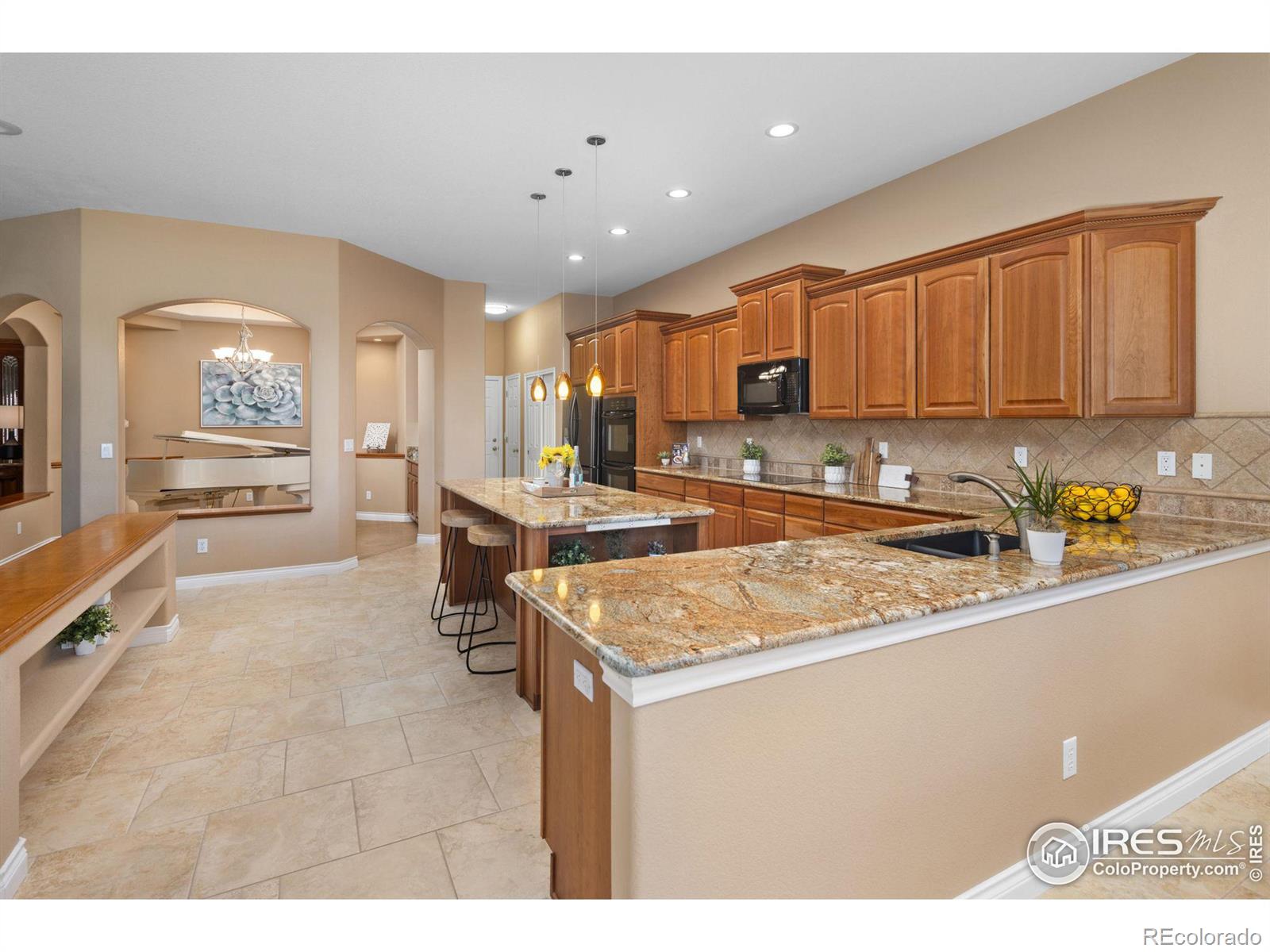 919 Weston Circle