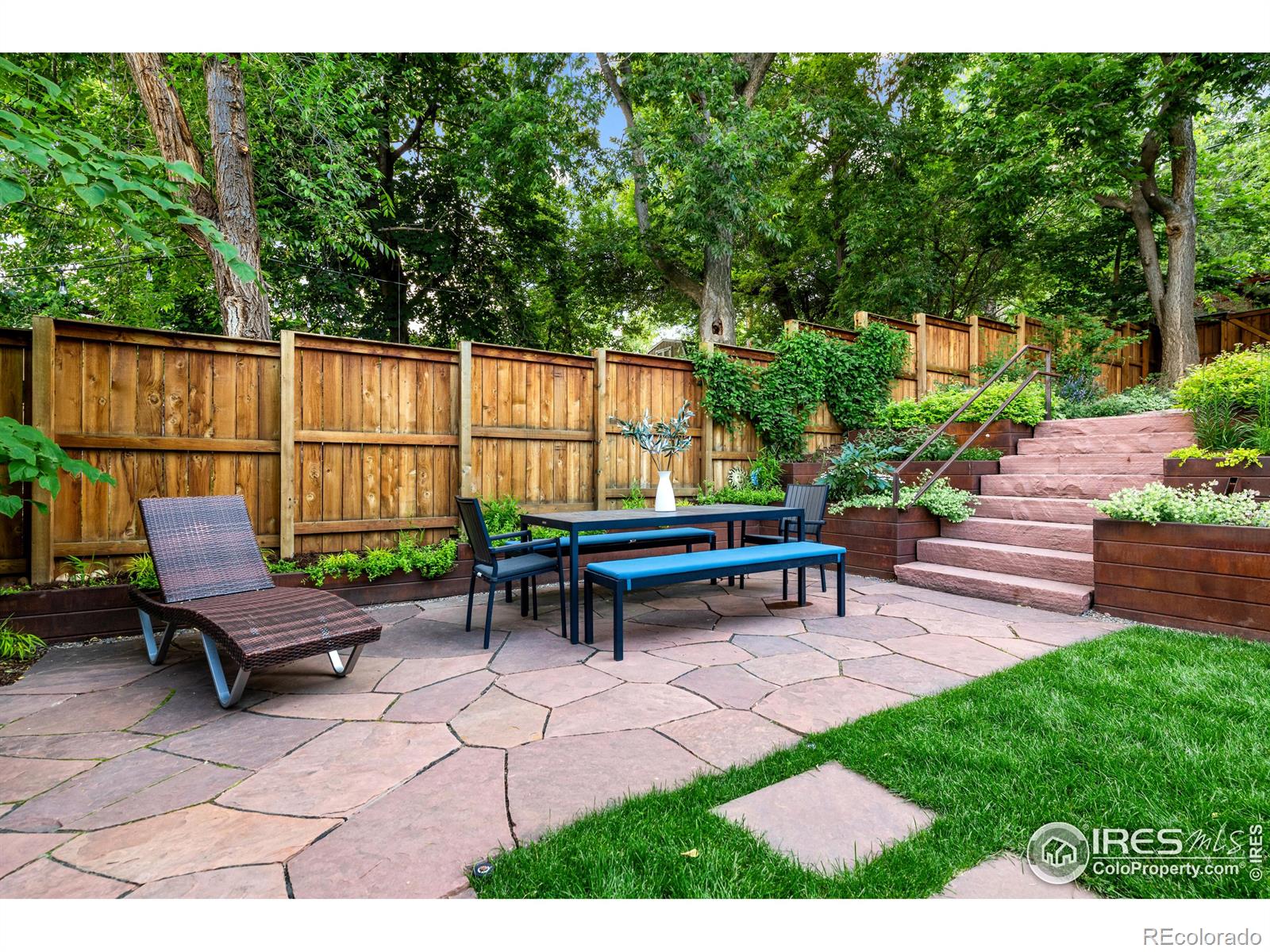 3131 4th Street