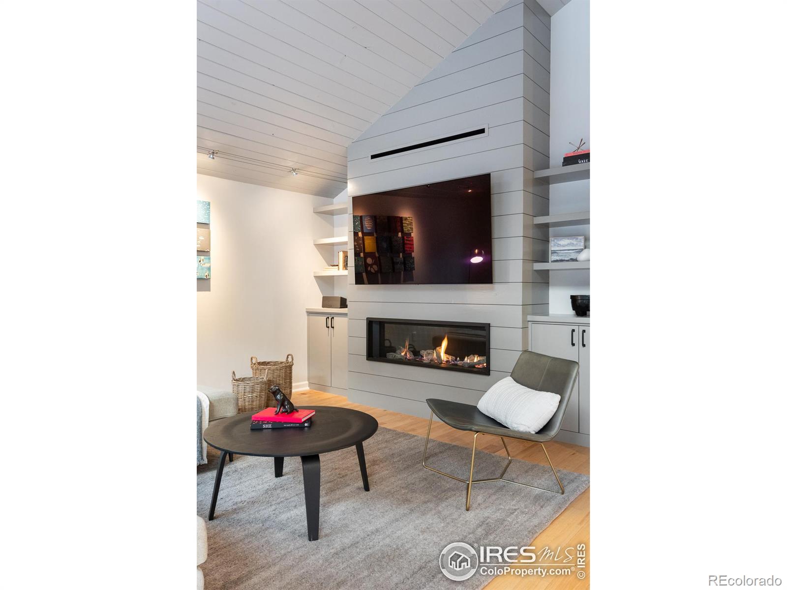 3131 4th Street