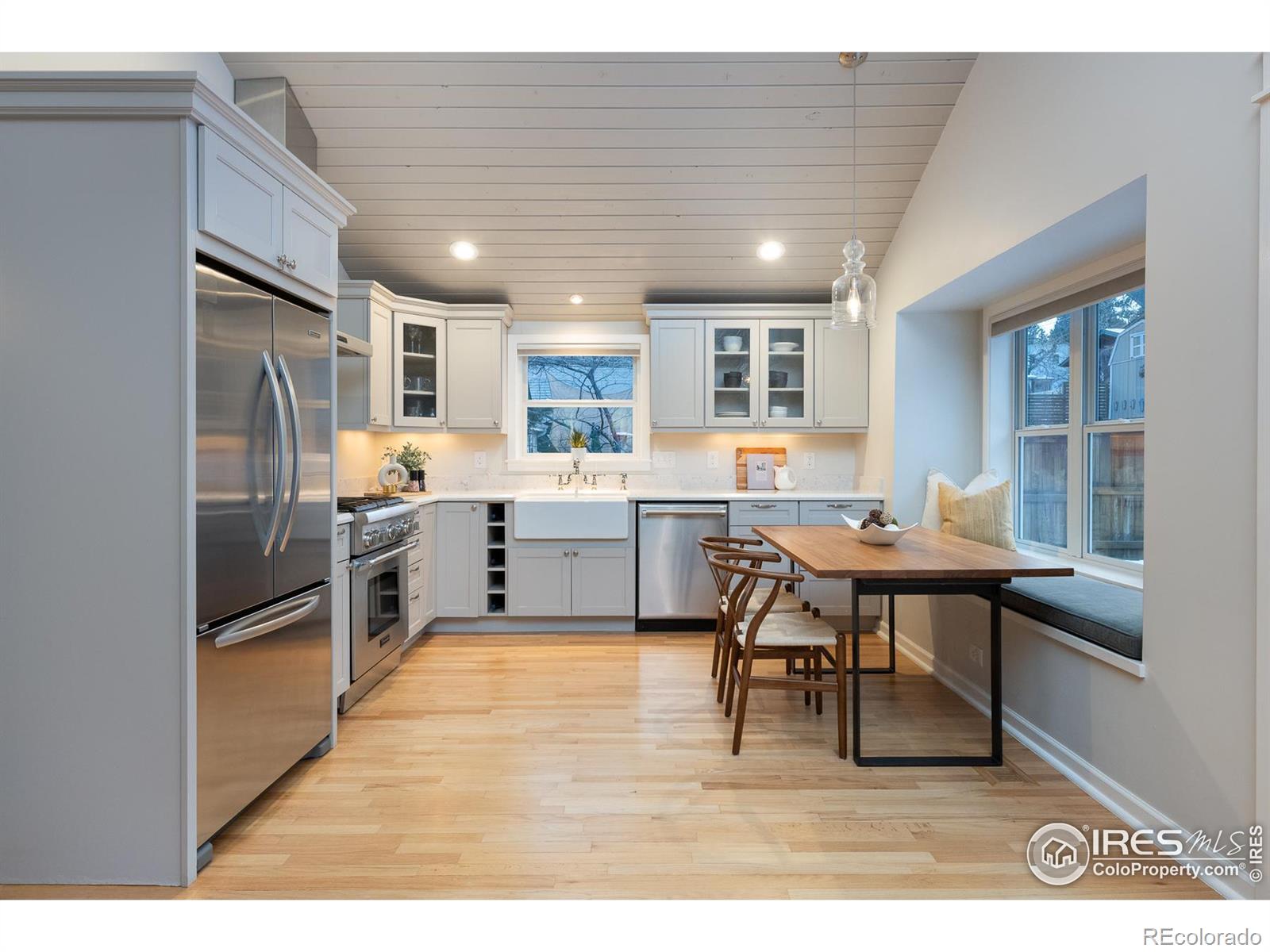 3131 4th Street