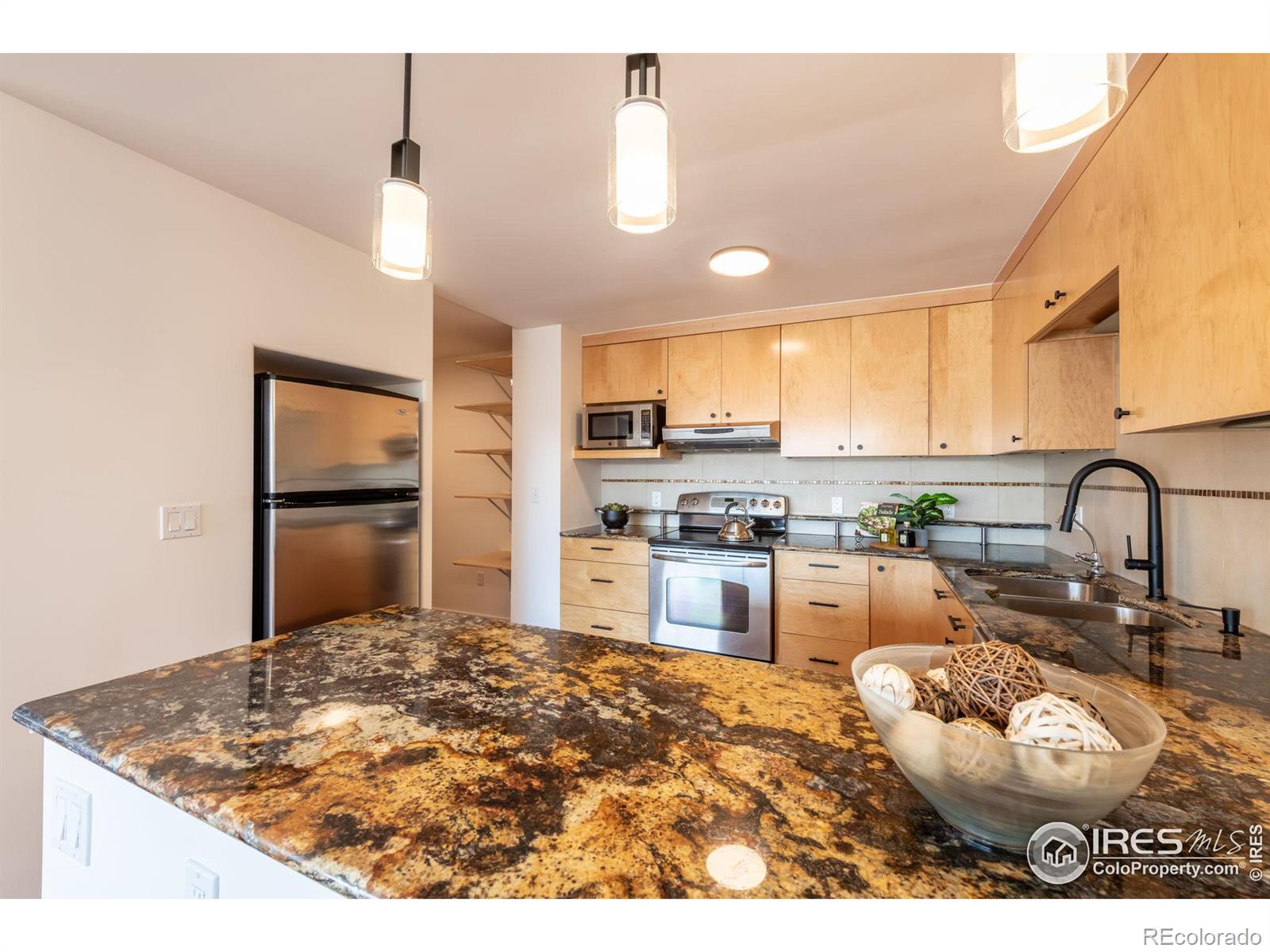 1850 Folsom Street Unit: 1106
