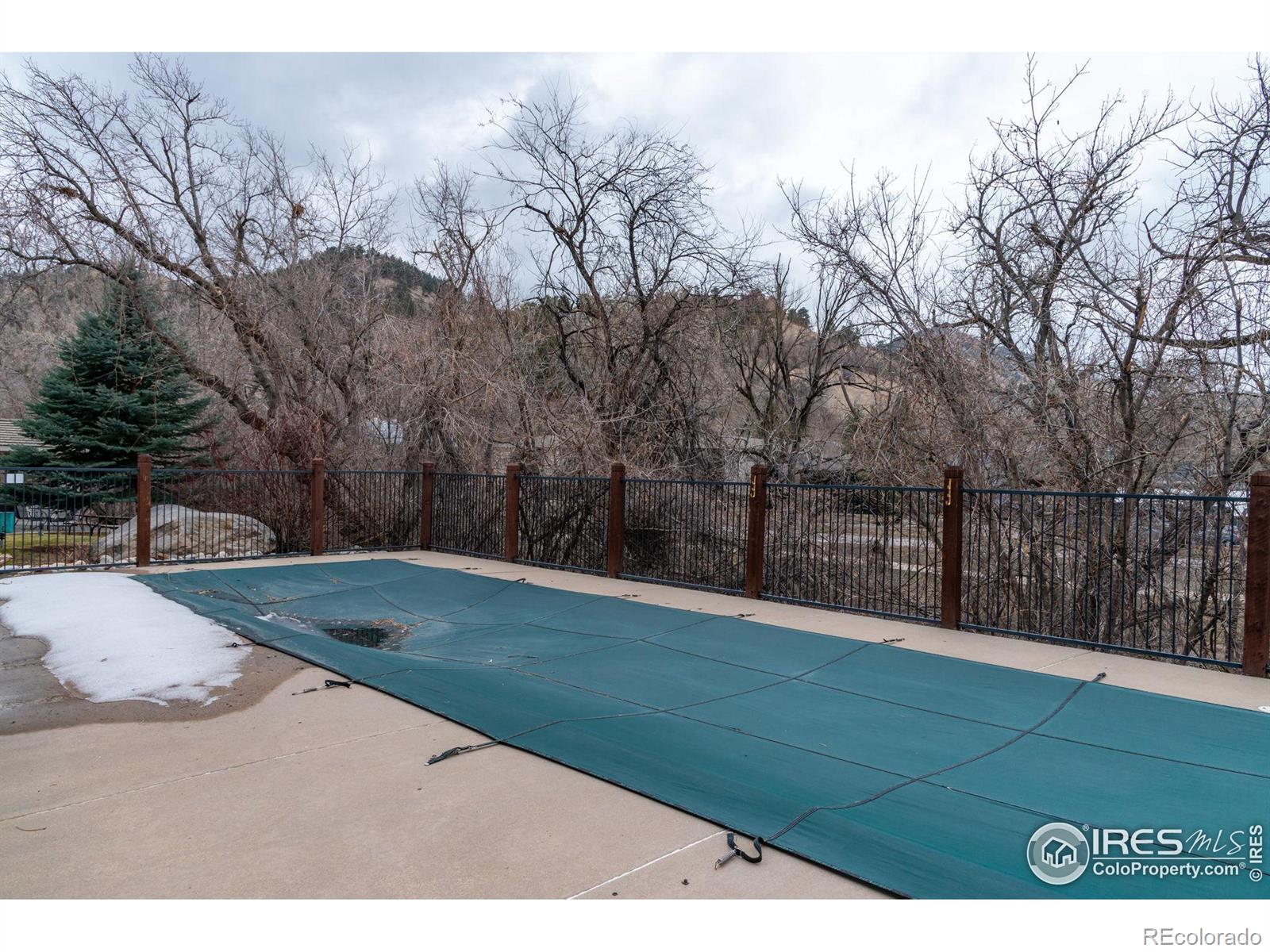 315 Arapahoe Avenue Unit: 203