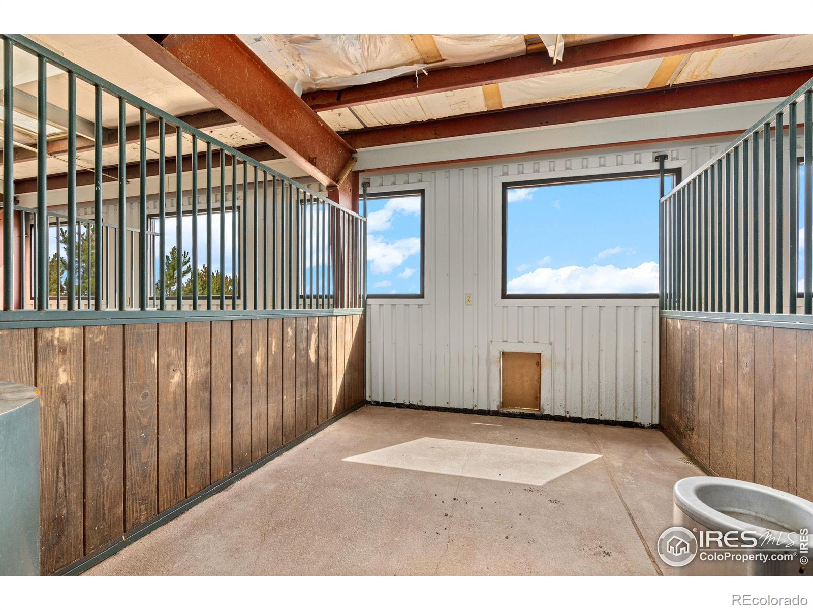 3200 S Foothills Highway