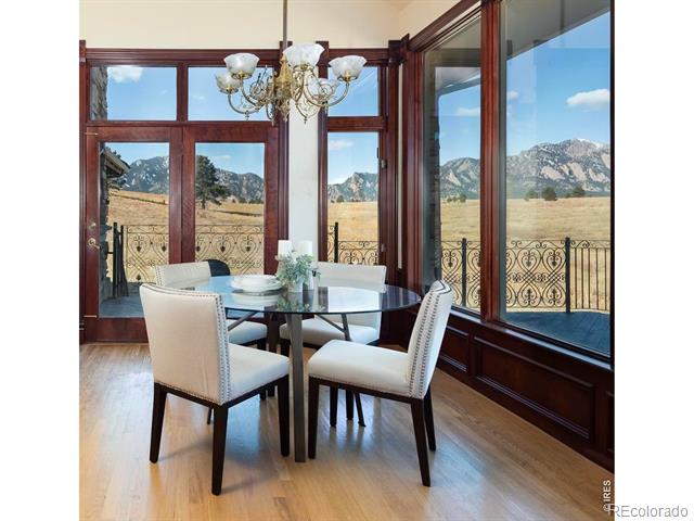 3200 S Foothills Highway