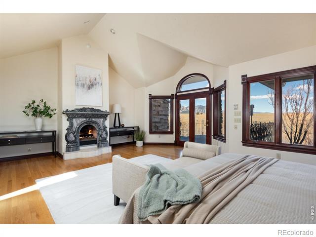 3200 S Foothills Highway