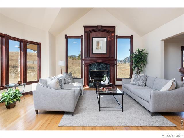 3200 S Foothills Highway