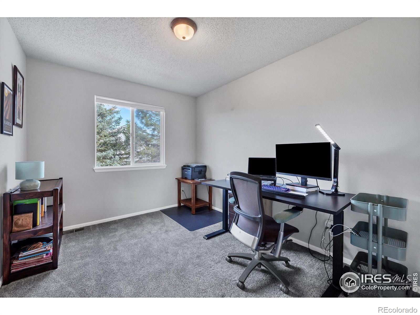 3132 W Yarrow Circle
