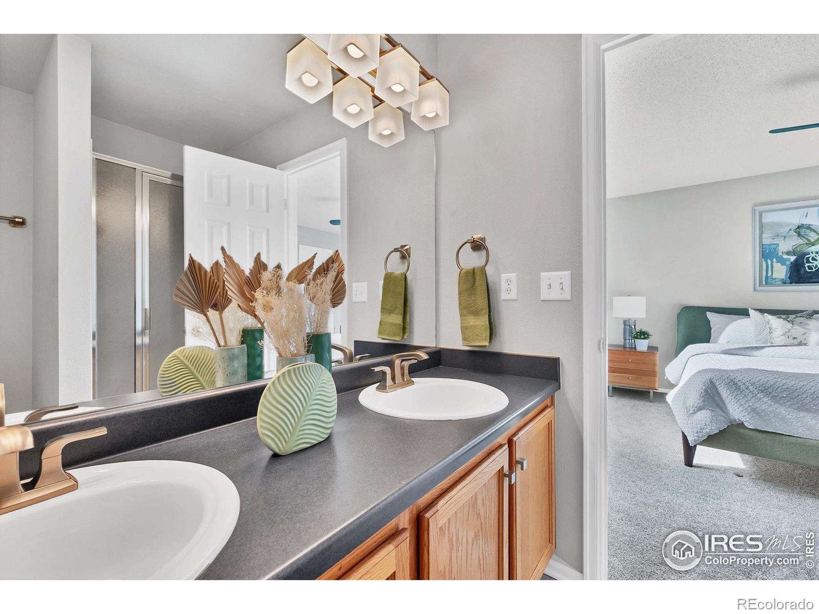 3132 W Yarrow Circle