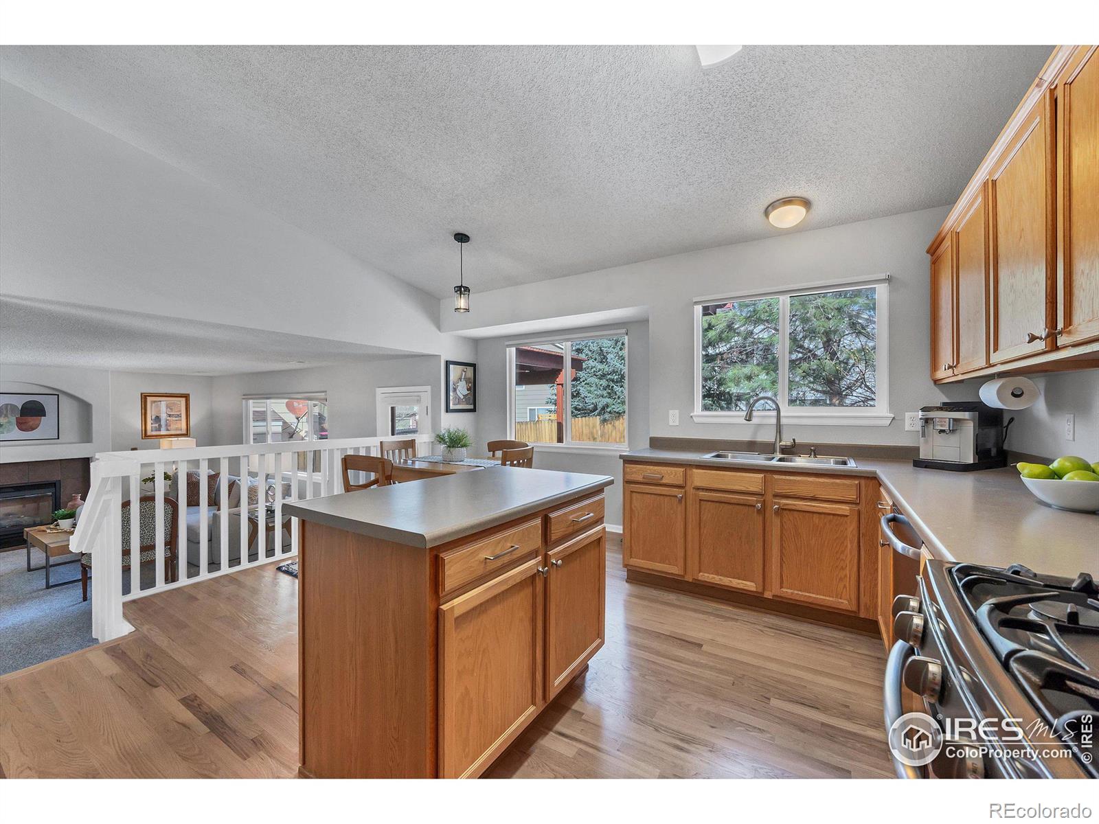 3132 W Yarrow Circle