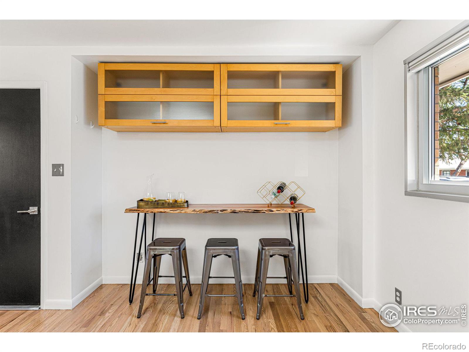 2260 Nicholl Street E