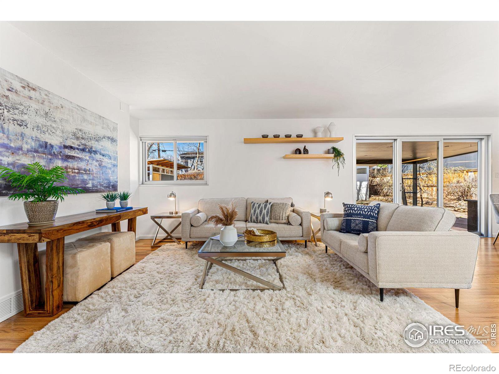 2260 Nicholl Street E