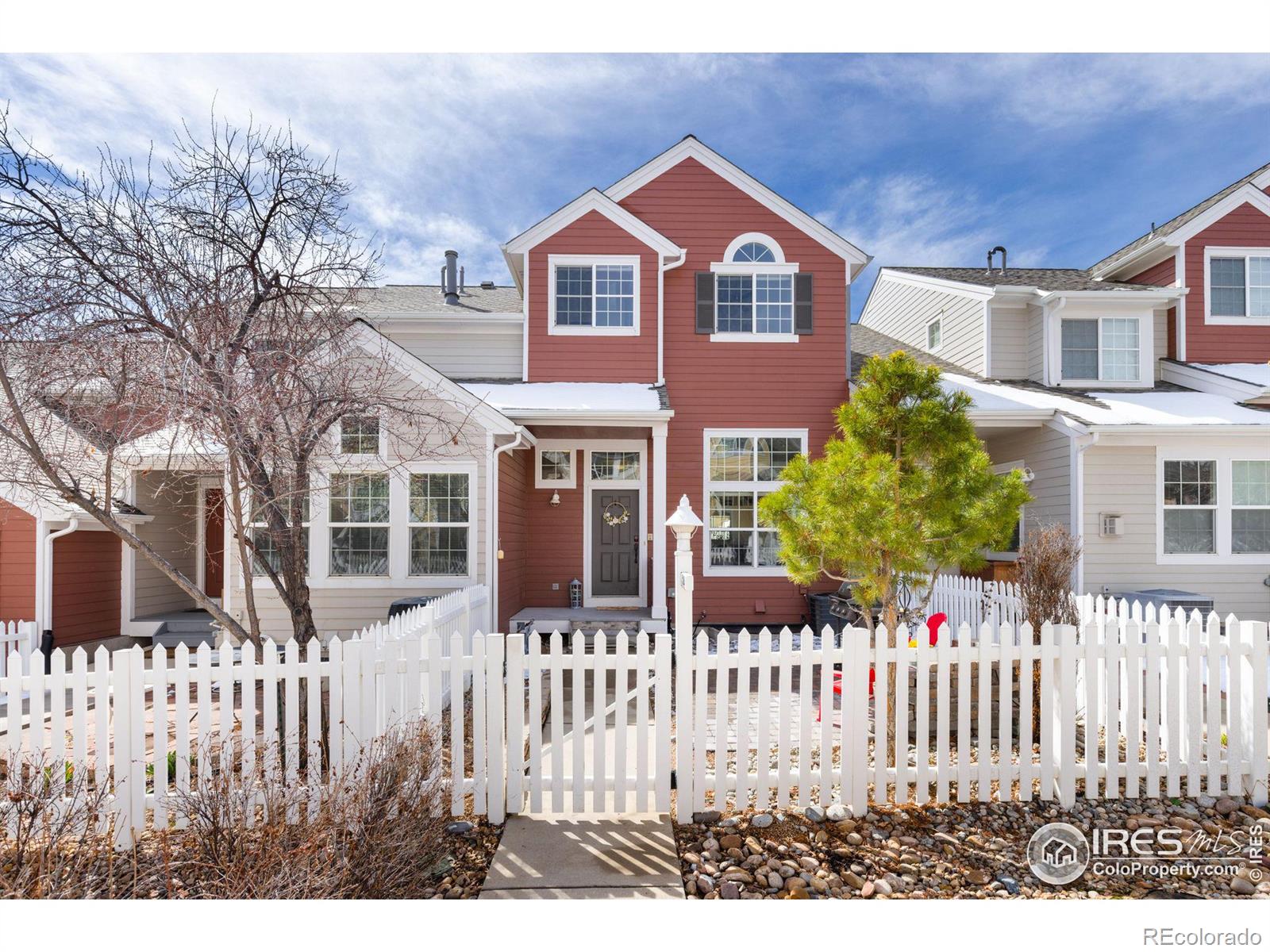 841 Snowberry Street