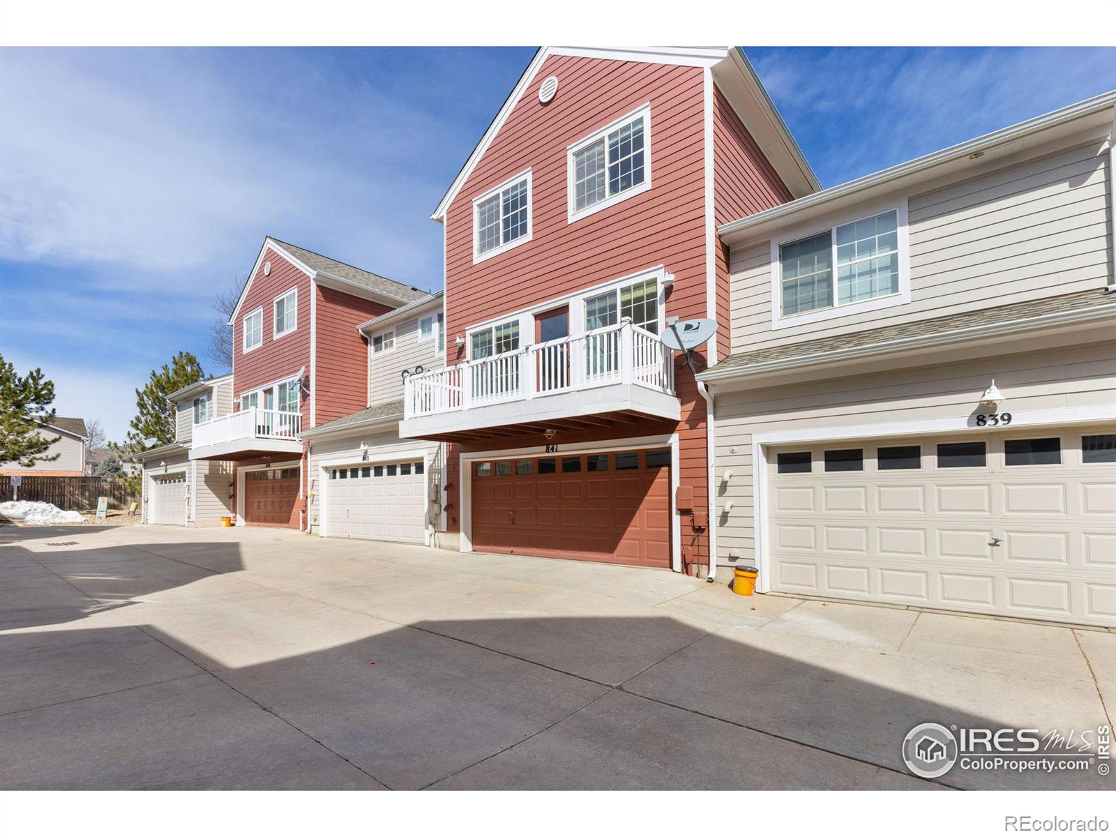 841 Snowberry Street