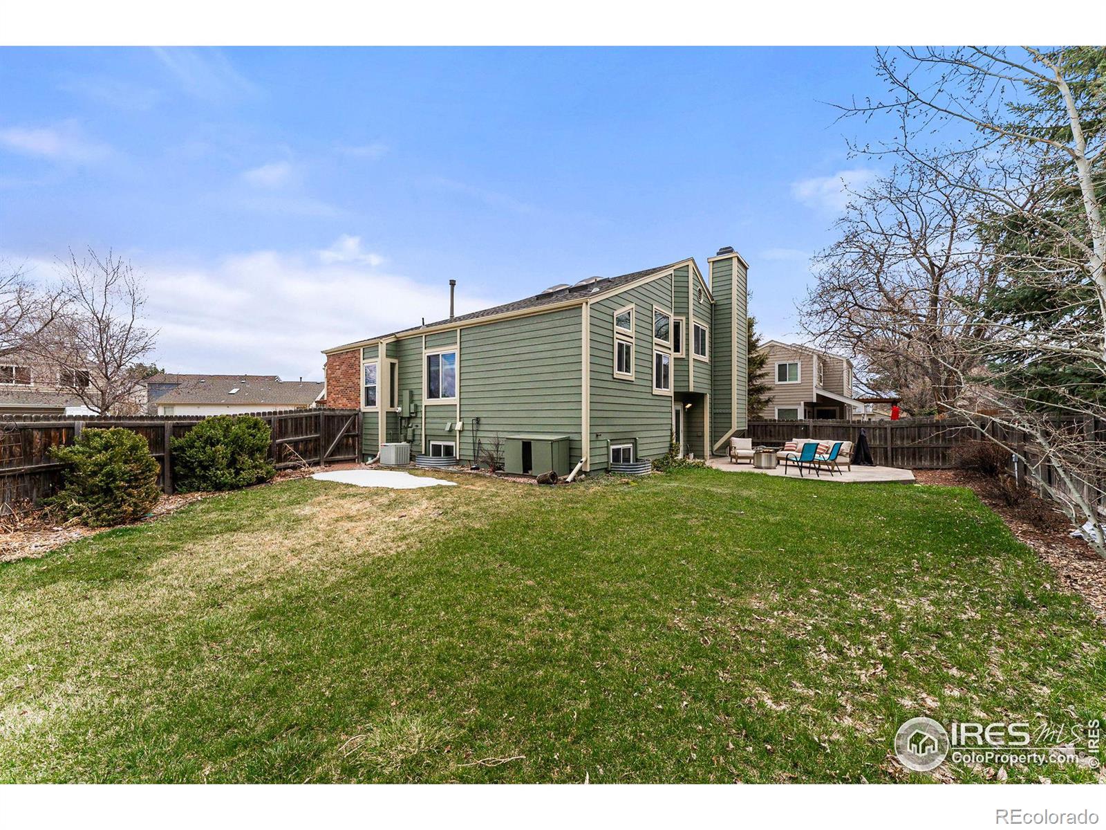8425 Moore Court