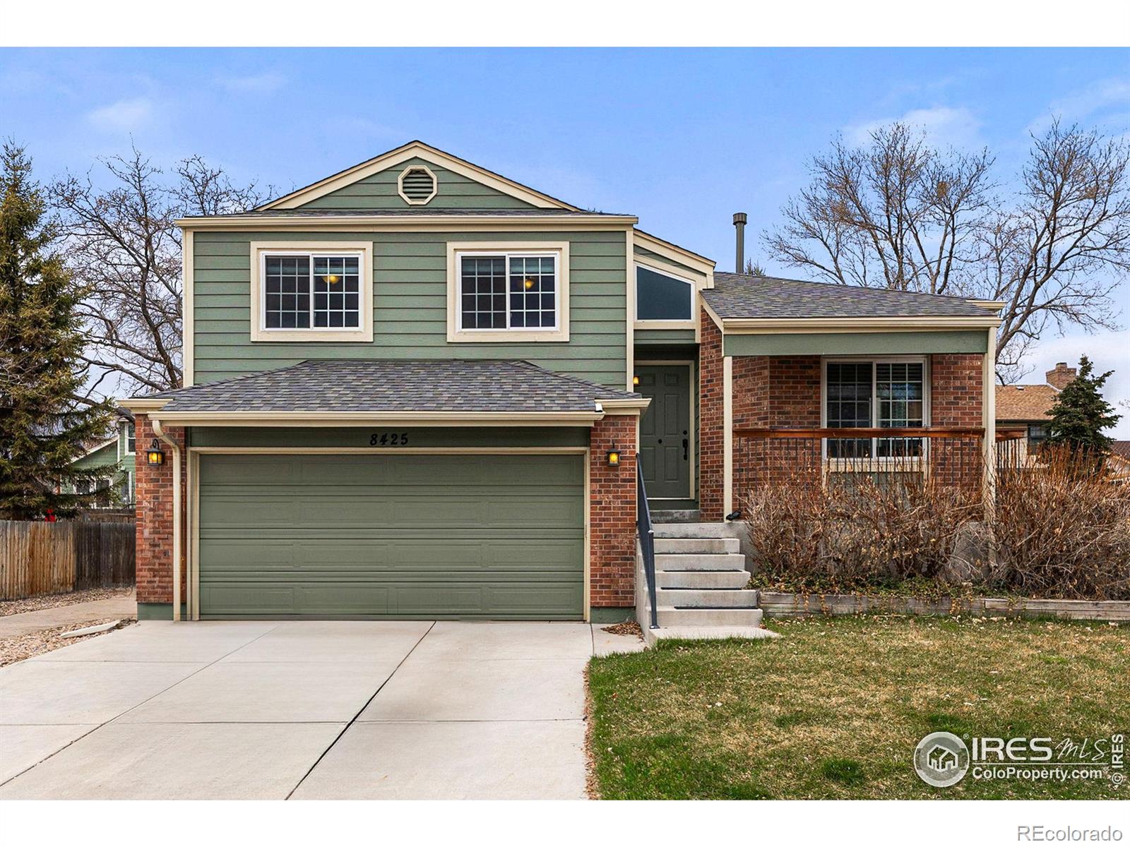 8425 Moore Court