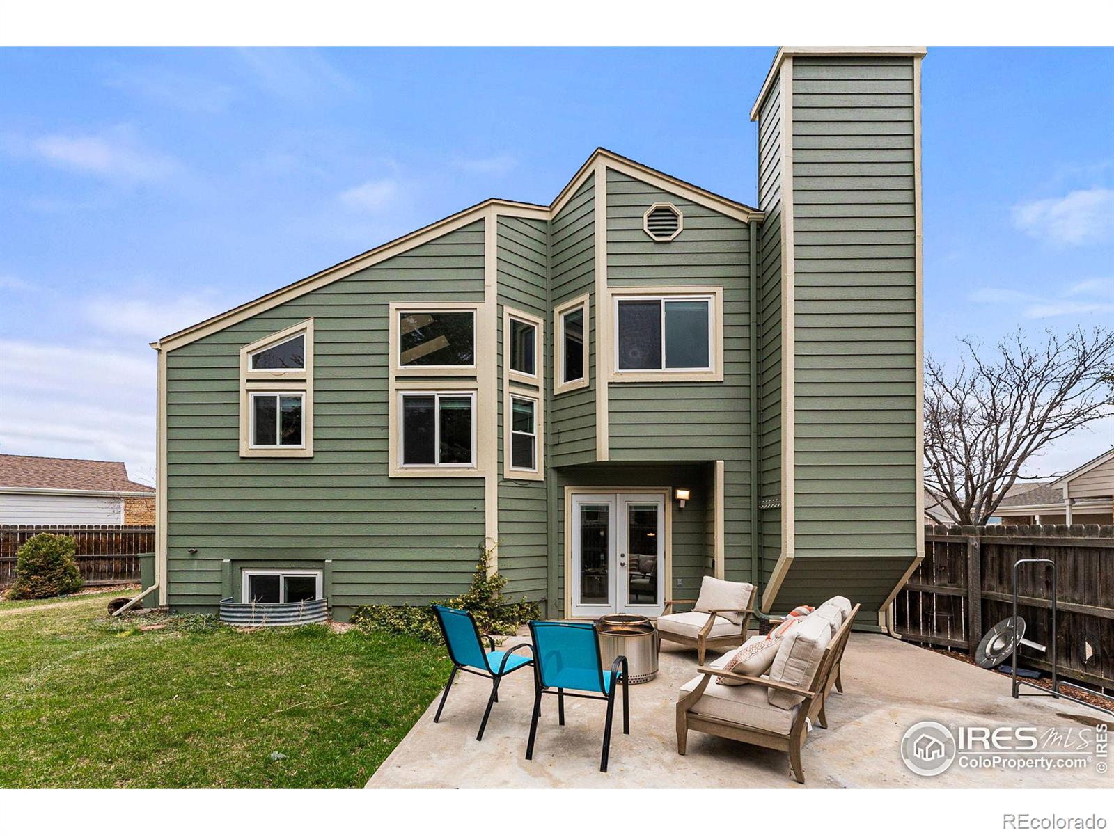 8425 Moore Court