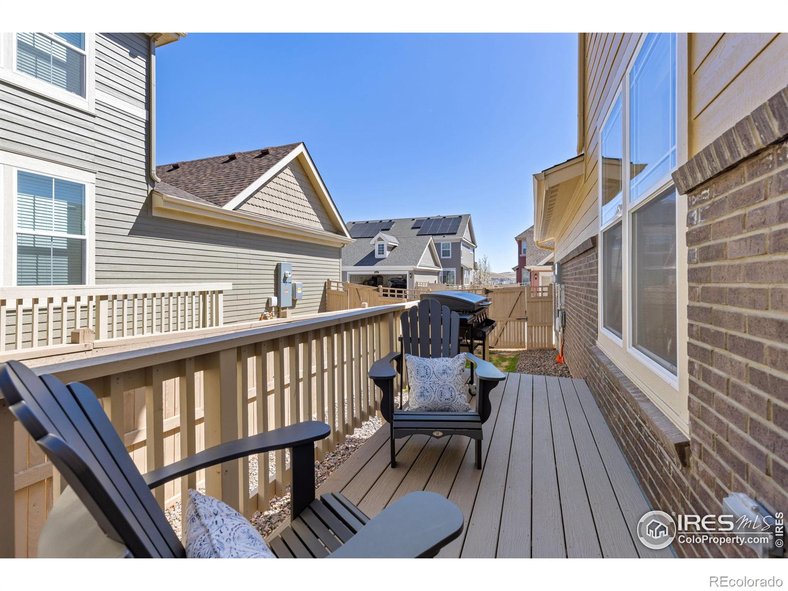 1558 Hudson Alley