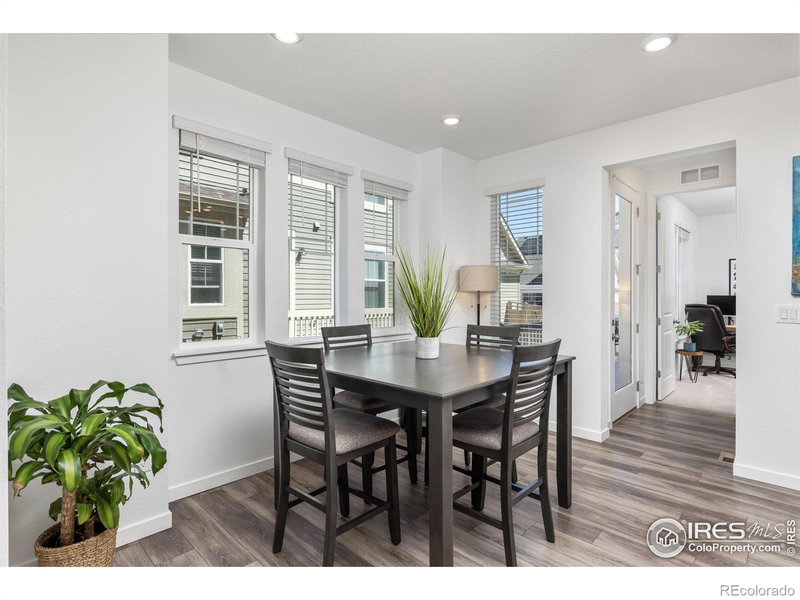 1558 Hudson Alley