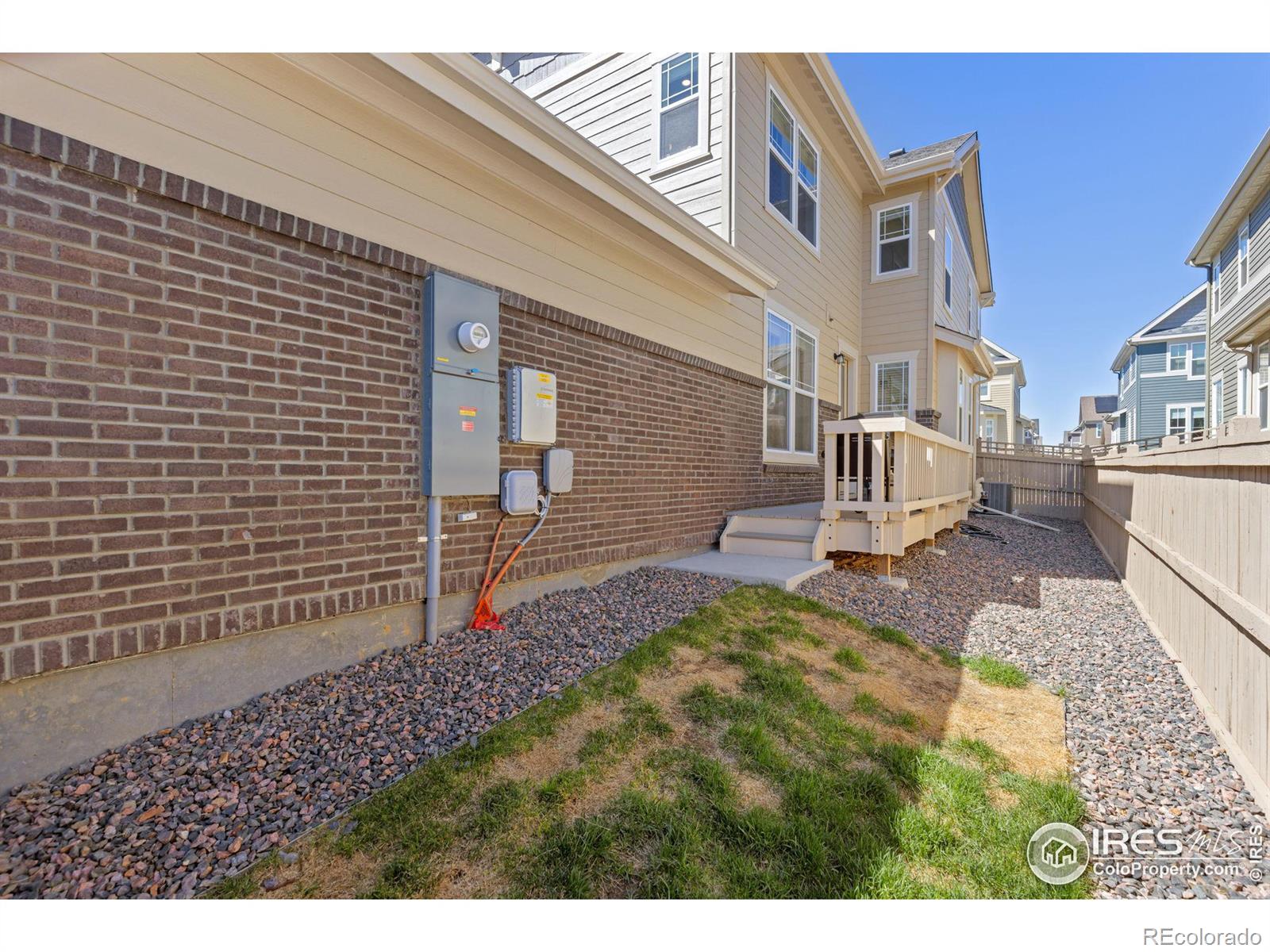 1558 Hudson Alley