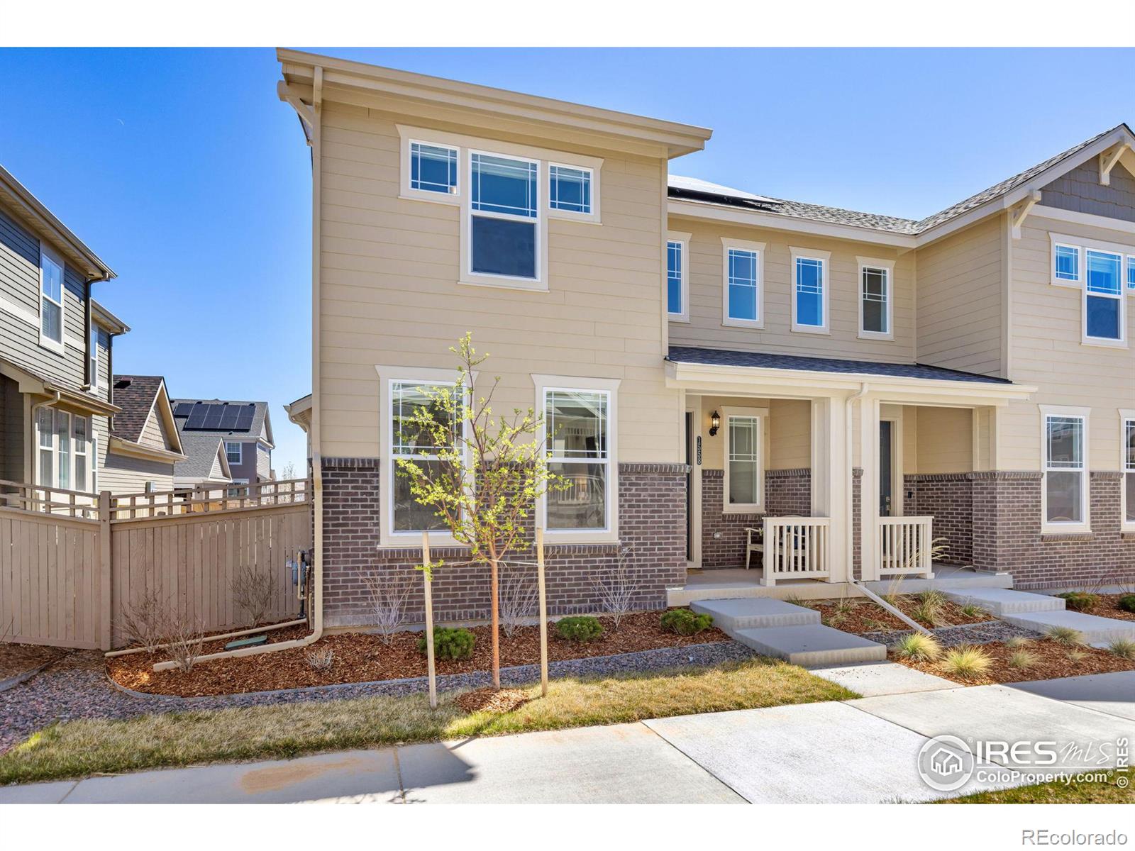 1558 Hudson Alley