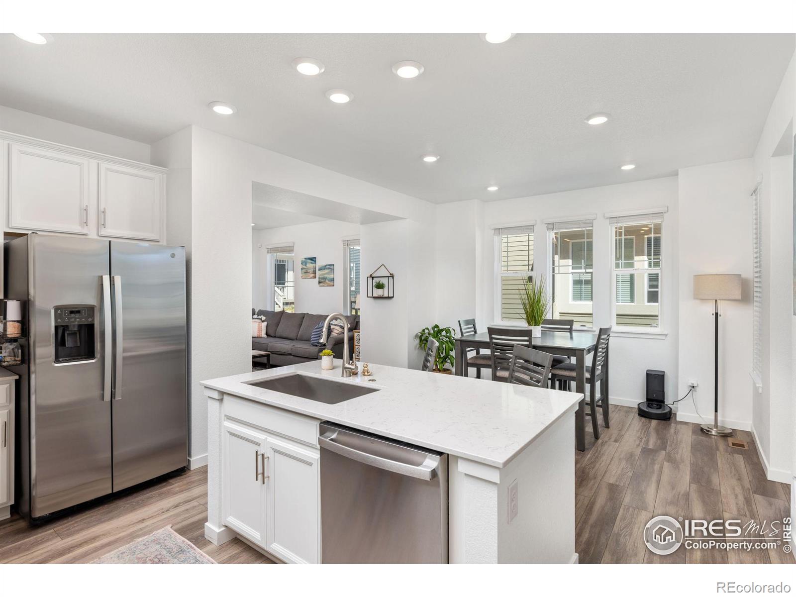 1558 Hudson Alley