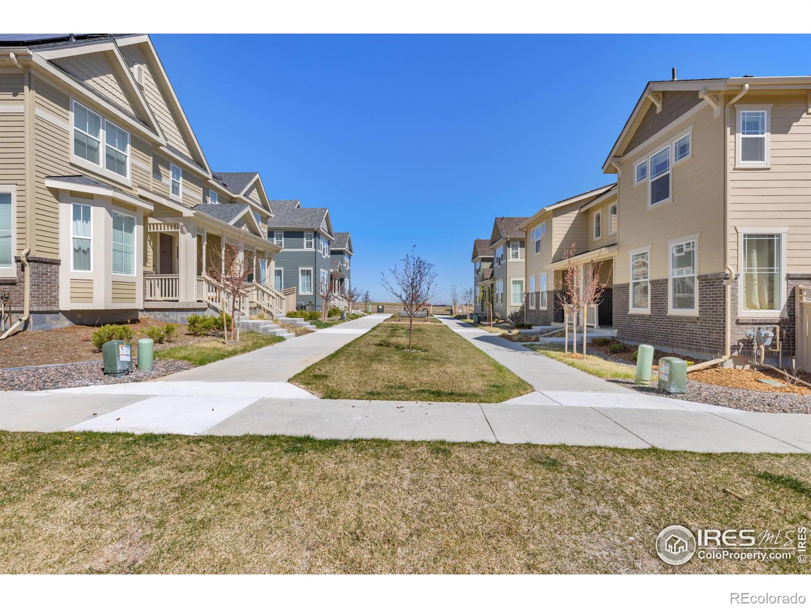1558 Hudson Alley