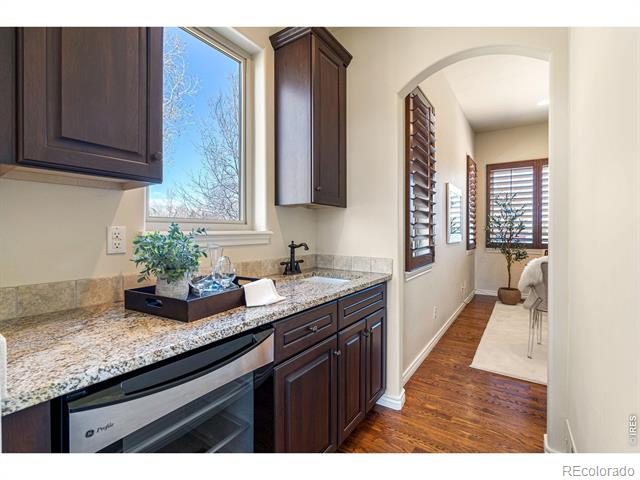 2112 Summerlin Drive