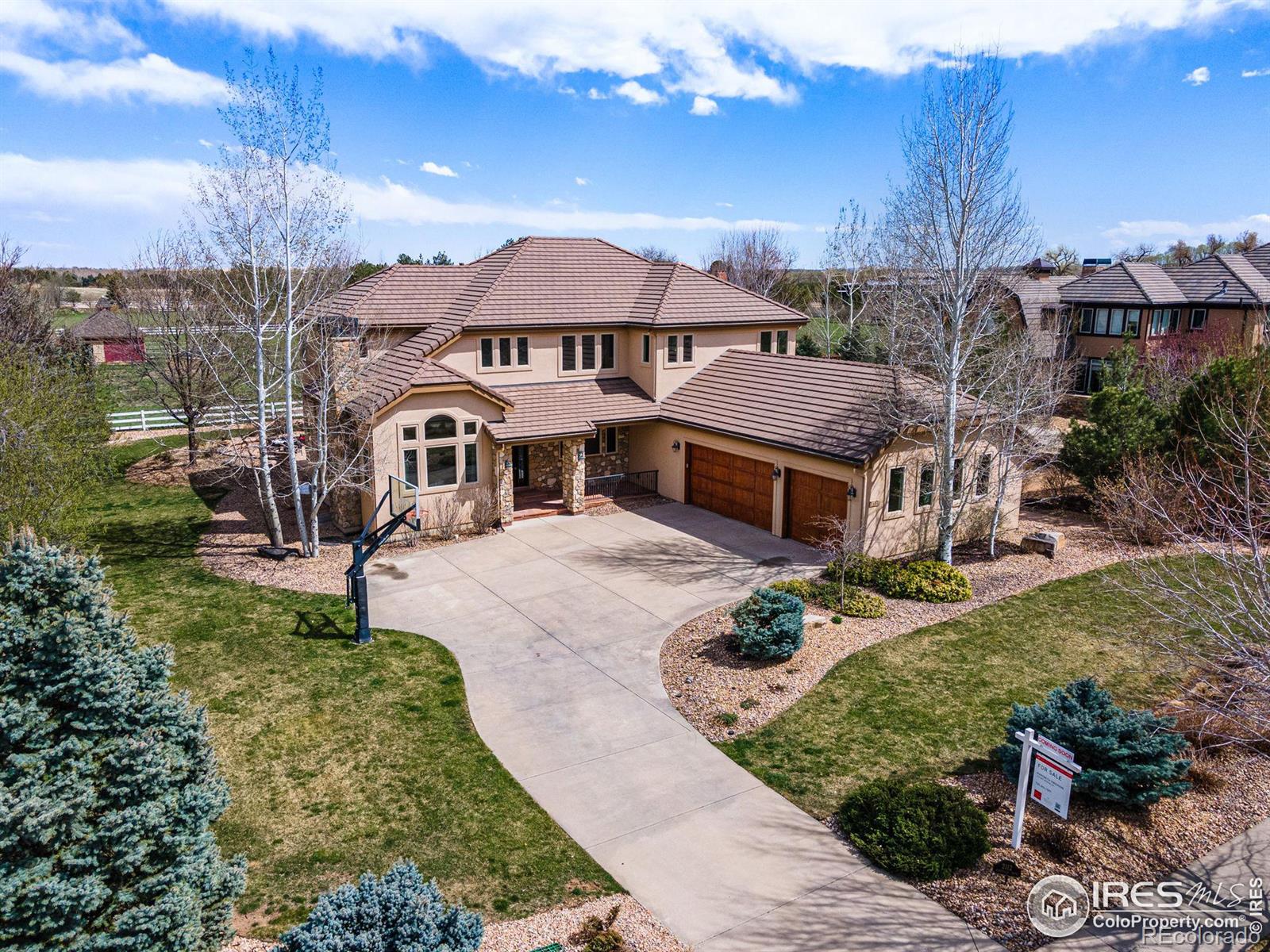 2112 Summerlin Drive