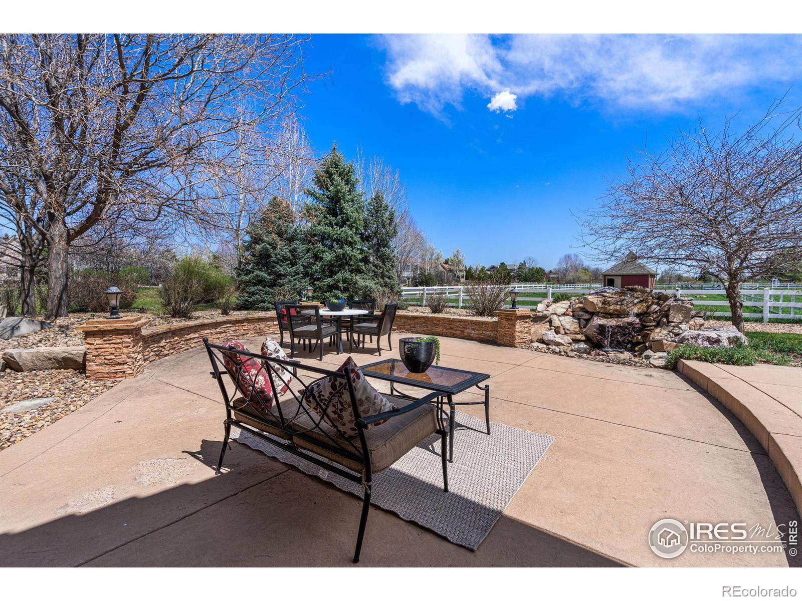 2112 Summerlin Drive
