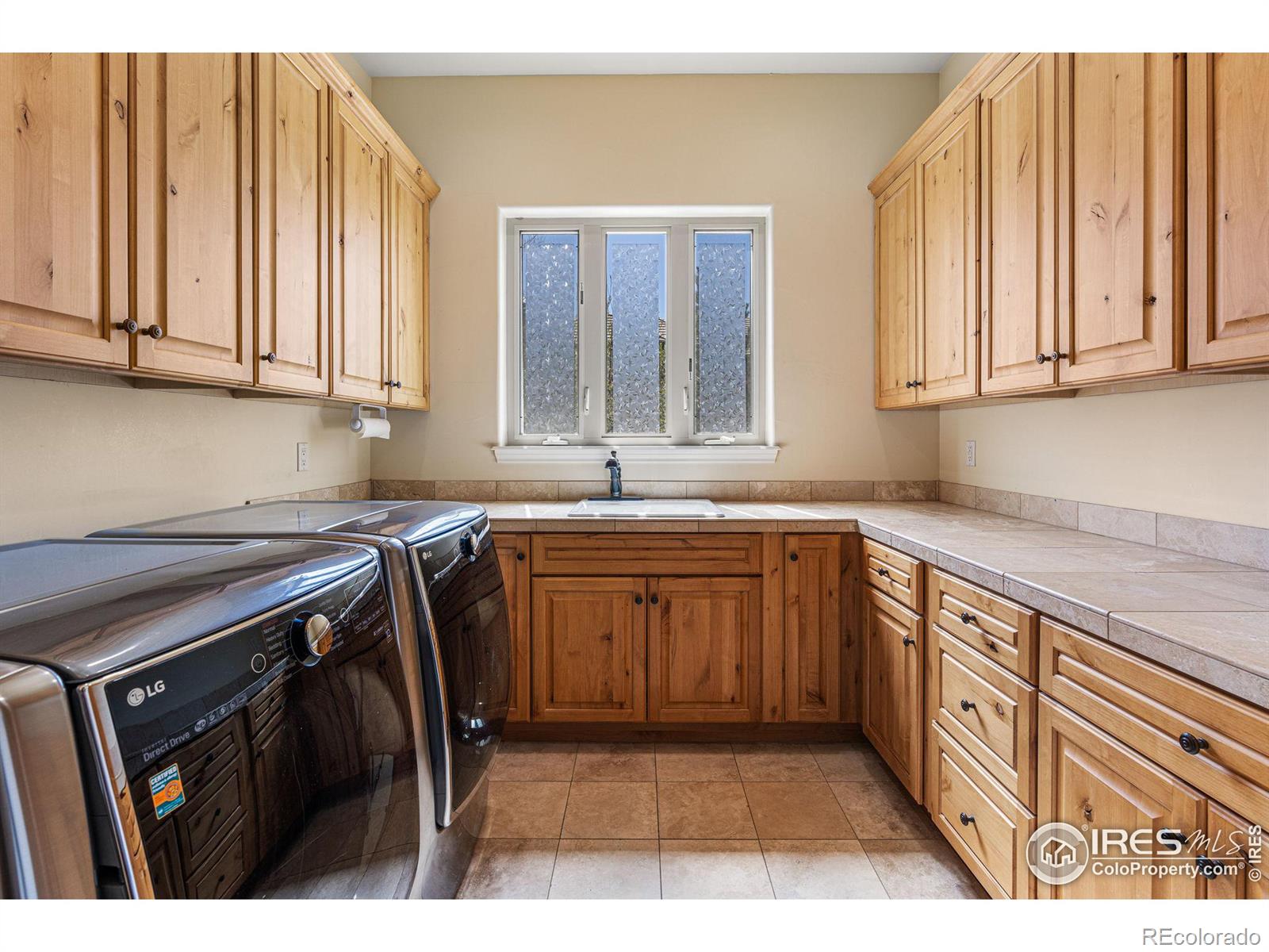 2112 Summerlin Drive