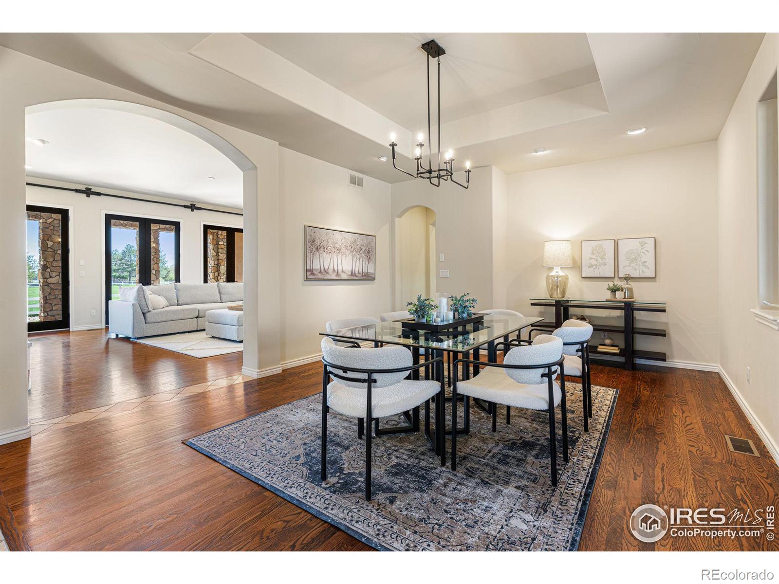 2112 Summerlin Drive