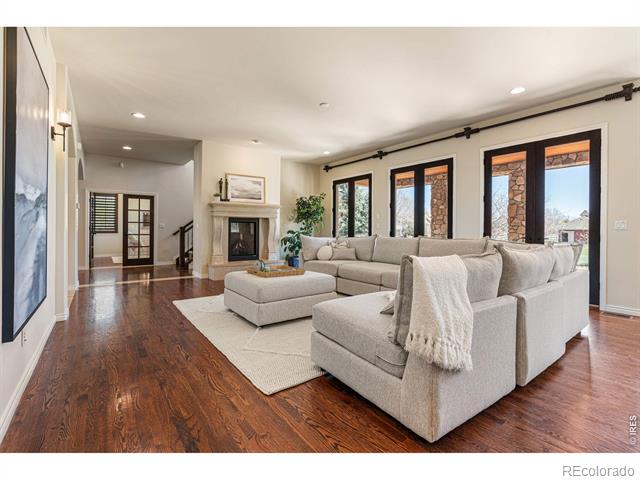 2112 Summerlin Drive