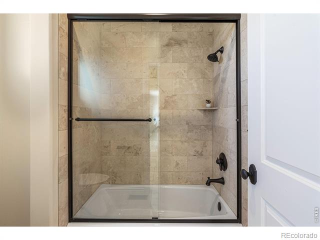 2112 Summerlin Drive