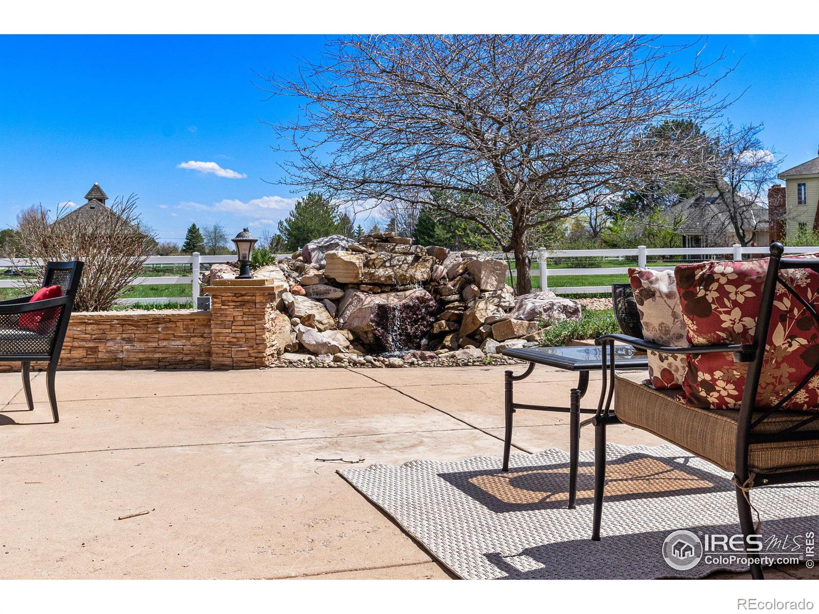 2112 Summerlin Drive