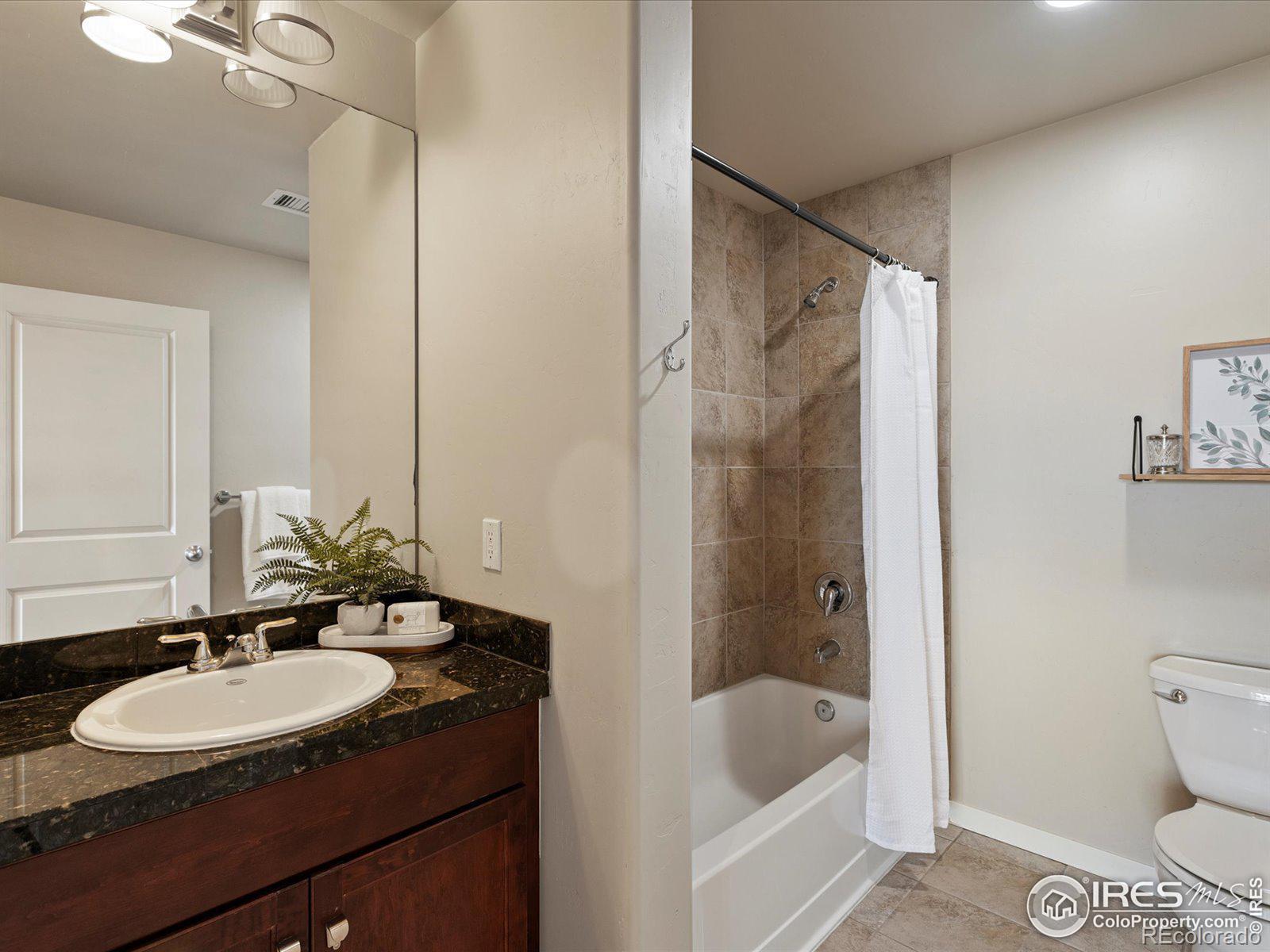 722 Washington Avenue Unit: 301