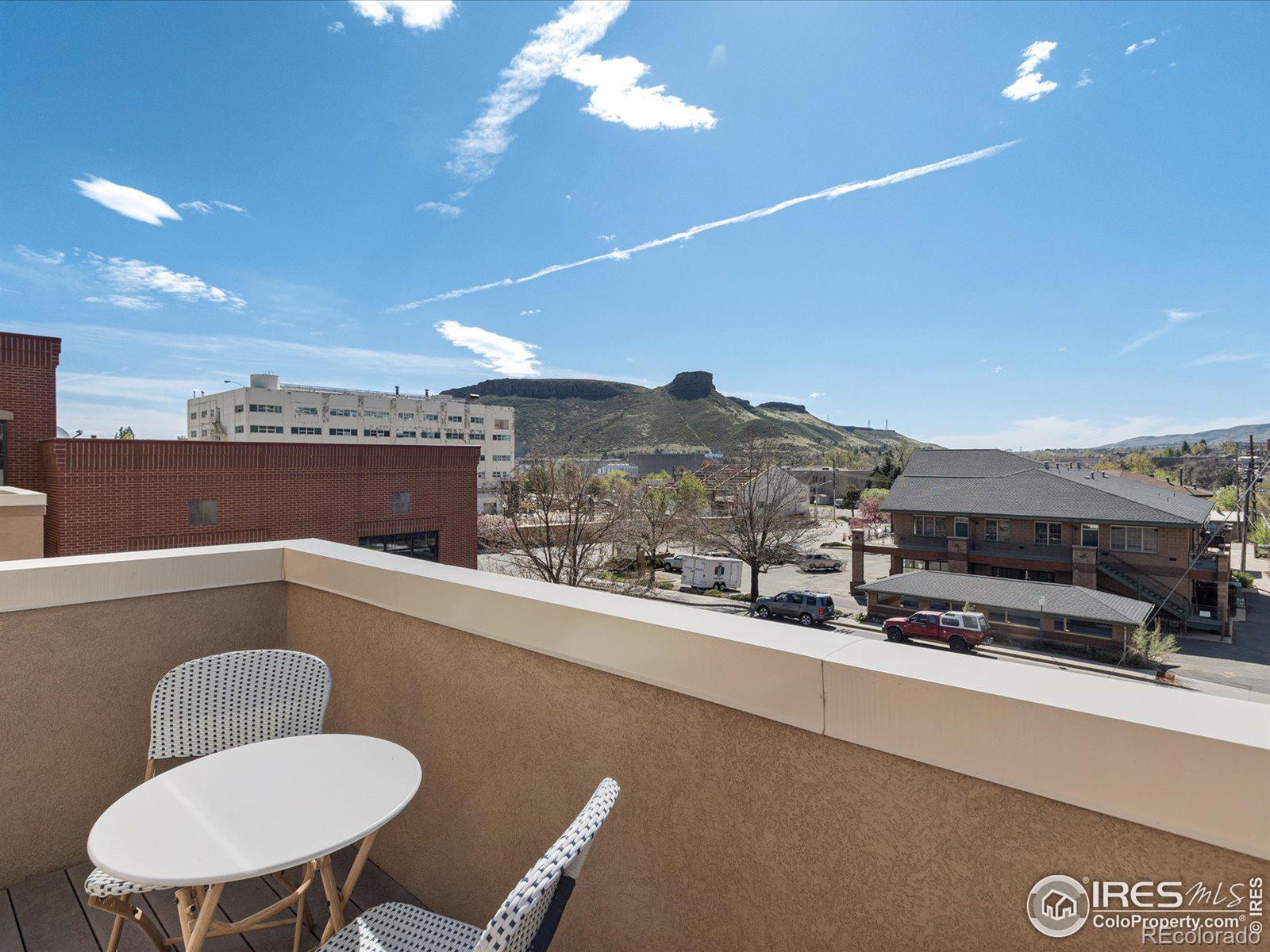 722 Washington Avenue Unit: 301