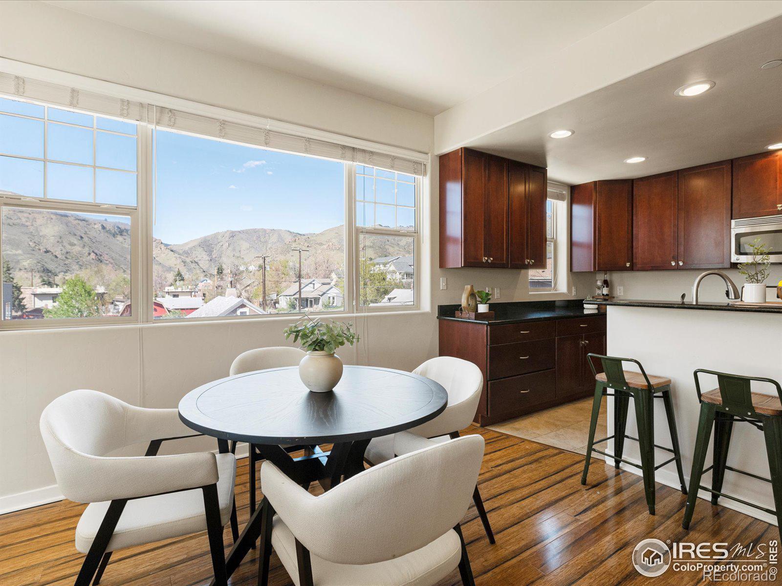 722 Washington Avenue Unit: 301