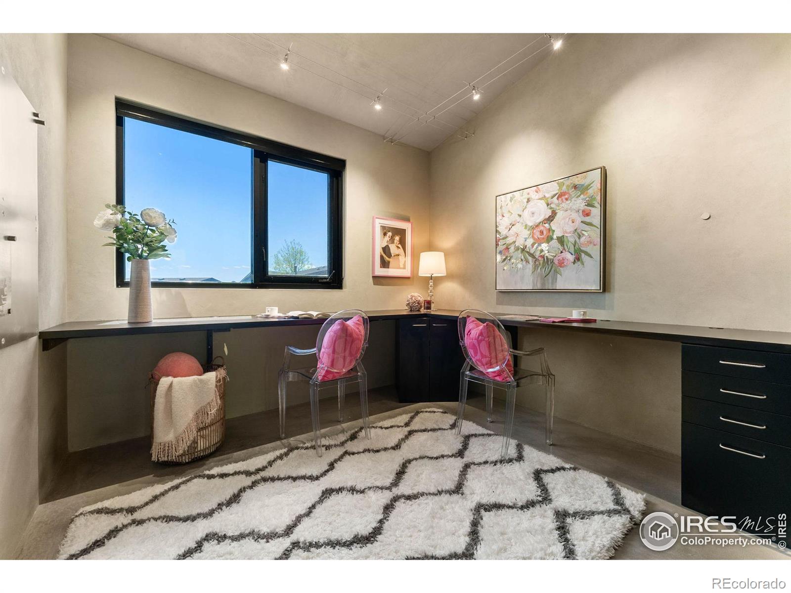 1529 Easy Rider Lane Unit: 201