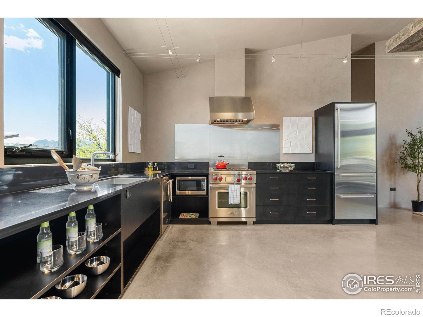 1529 Easy Rider Lane Unit: 201