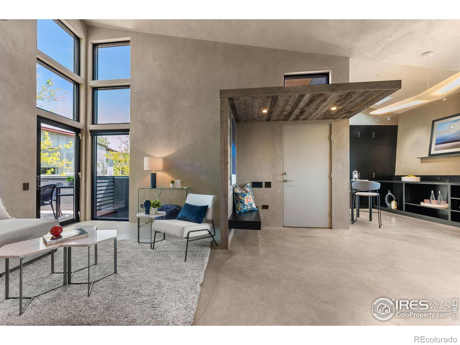 1529 Easy Rider Lane Unit: 201