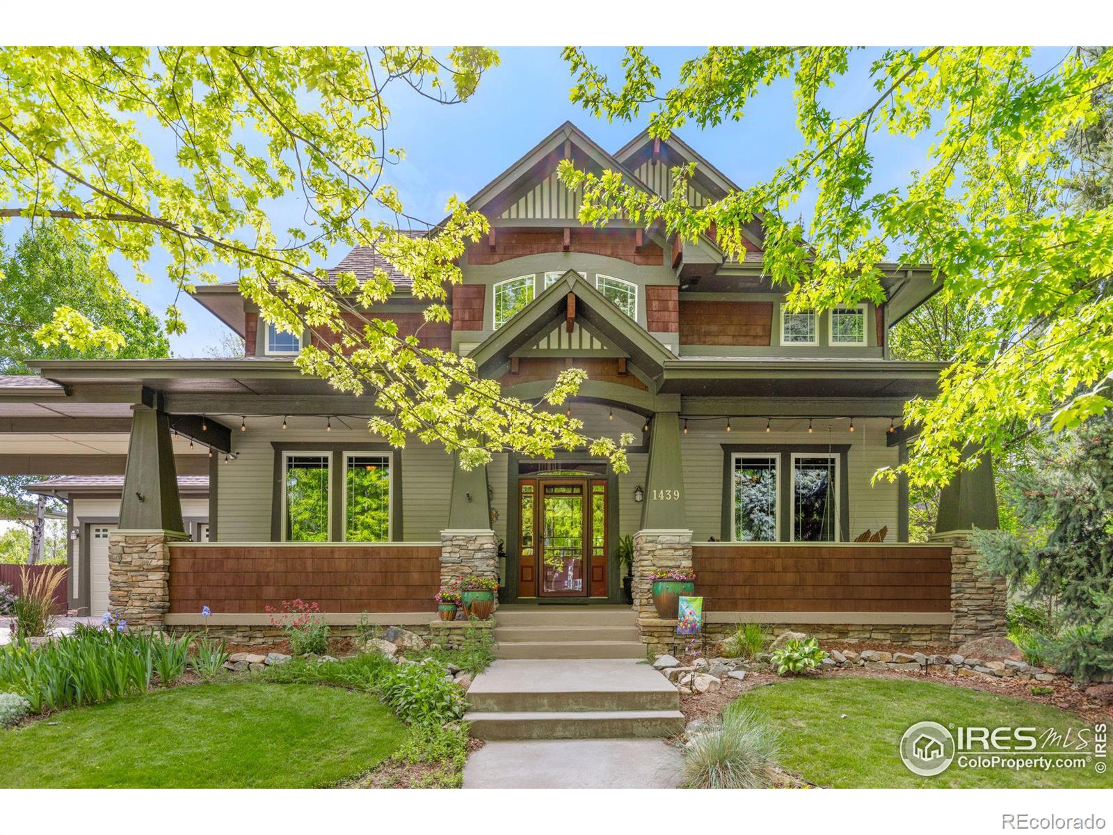 1439 Washburn Street