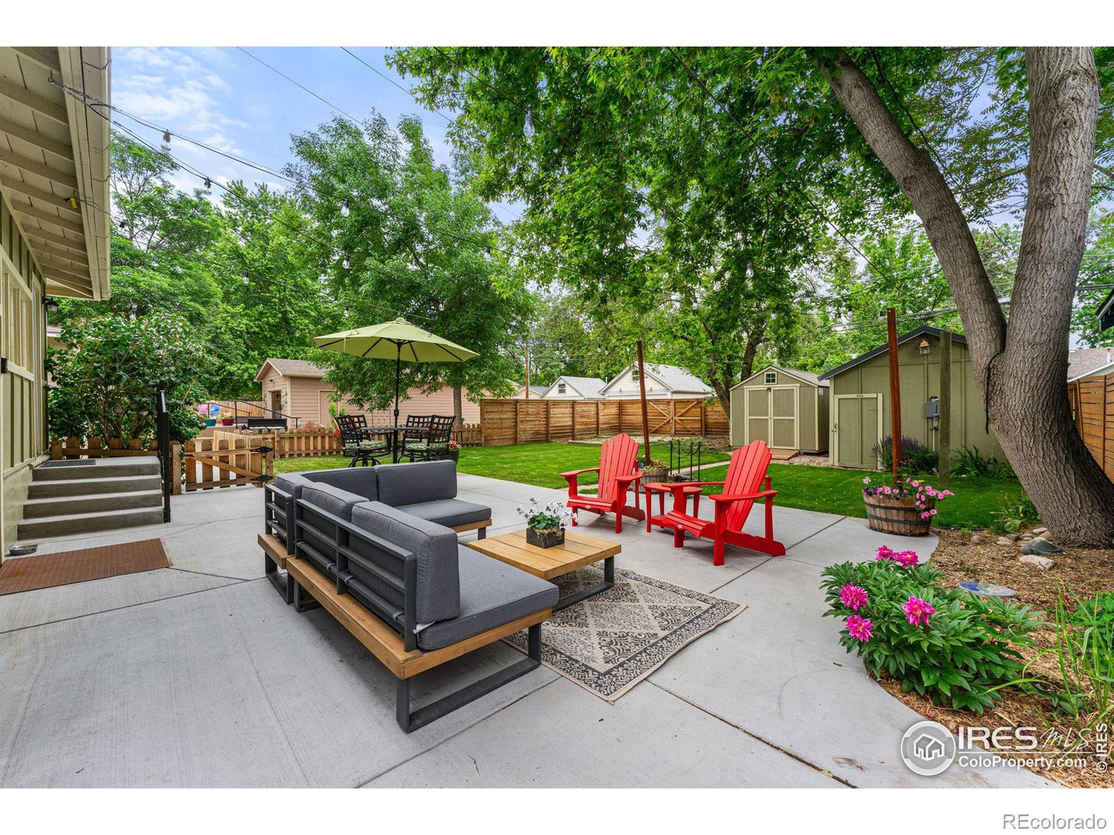 725 E 4th Street