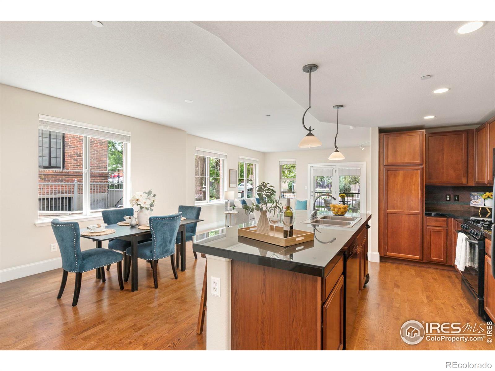 1560 Milwaukee Street Unit: 140