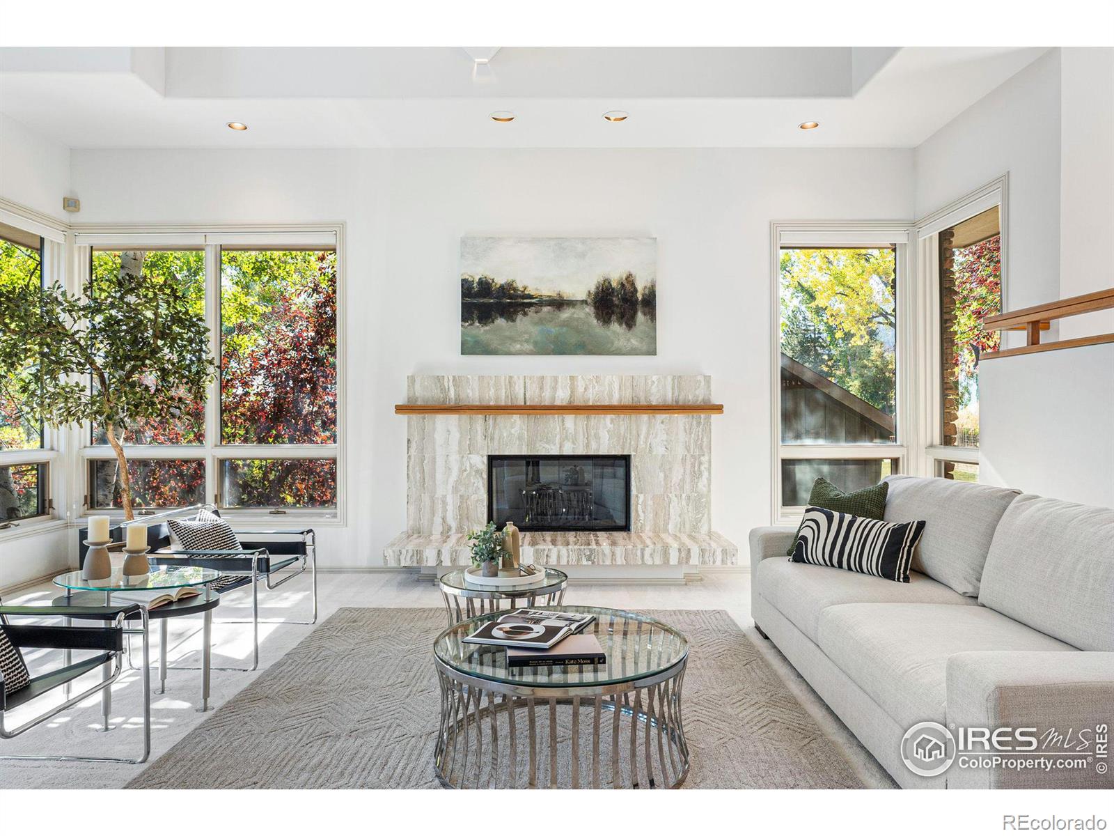 2235 Knollwood Drive