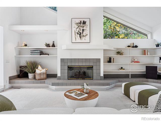 2235 Knollwood Drive