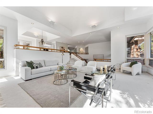 2235 Knollwood Drive