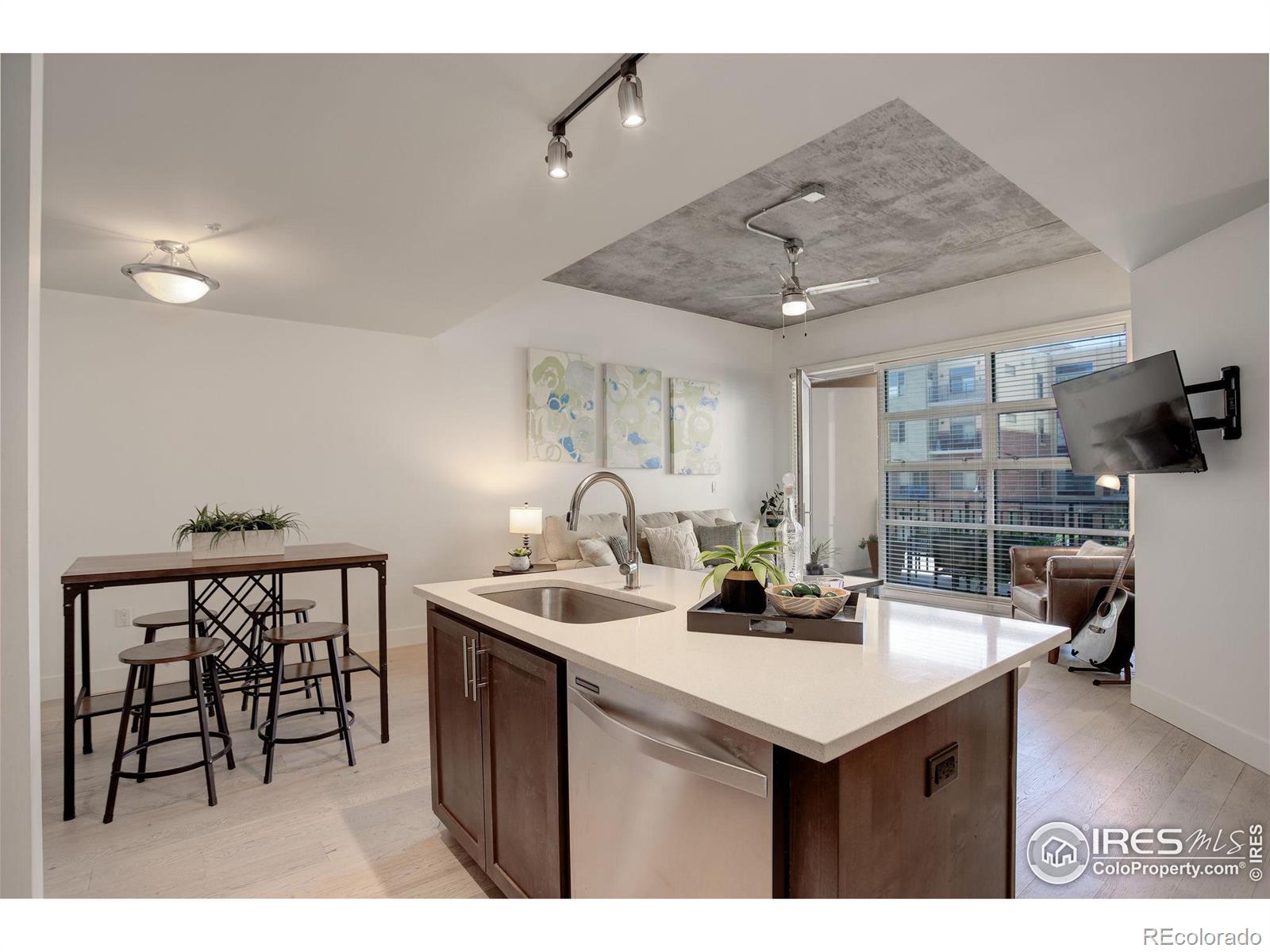 3401 Arapahoe Avenue Unit: 216