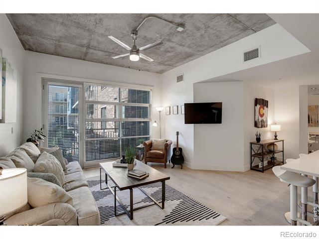 3401 Arapahoe Avenue Unit: 216