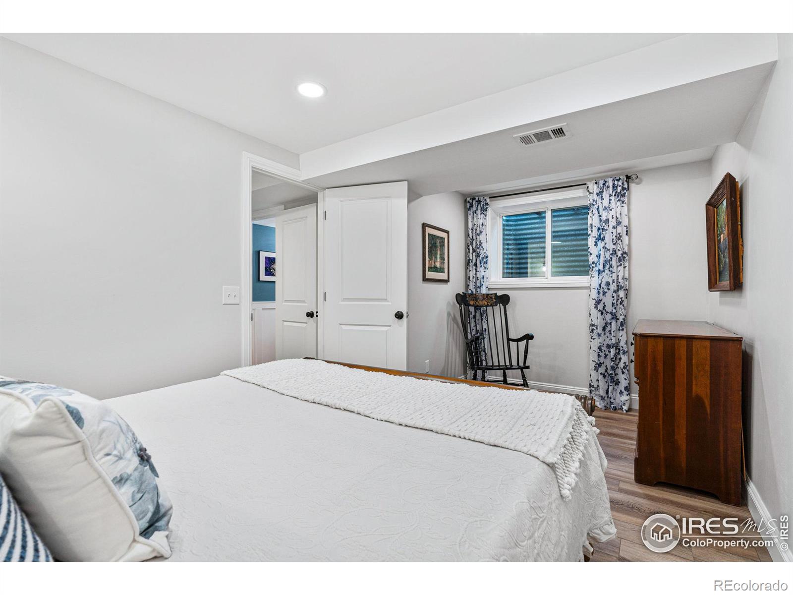 3887 Paseo del Prado