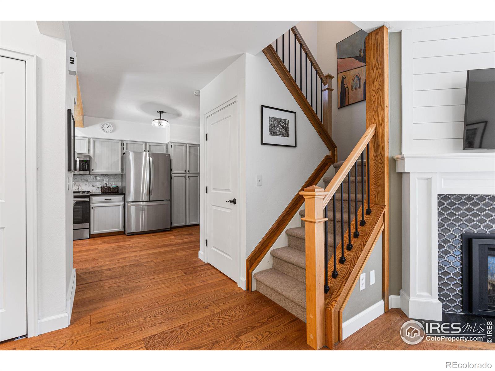 3887 Paseo del Prado